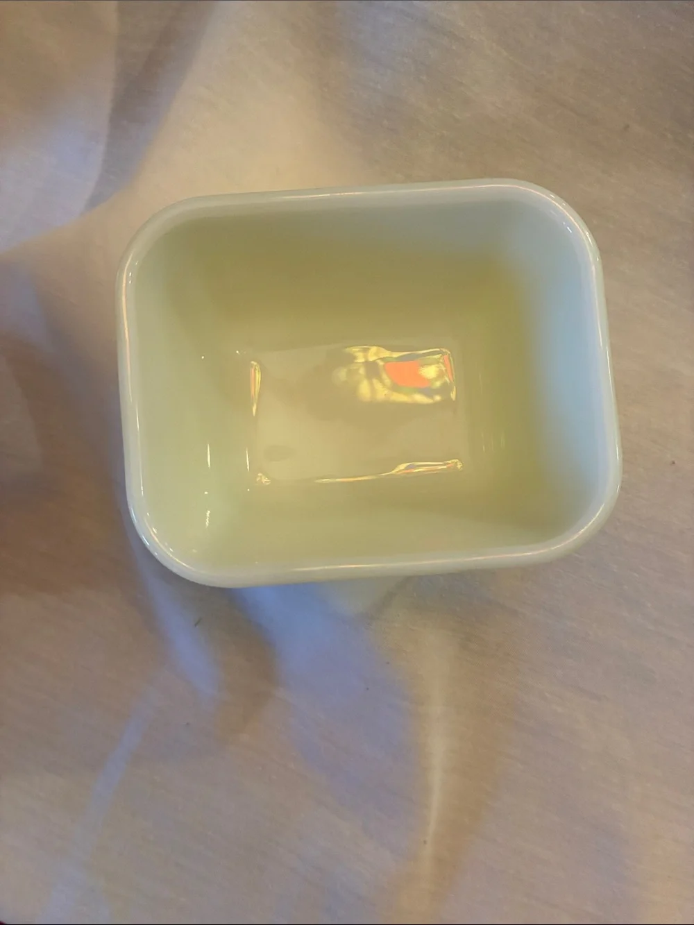 Vintage Pyrex Yellow one and a half cups refrigerator Dish